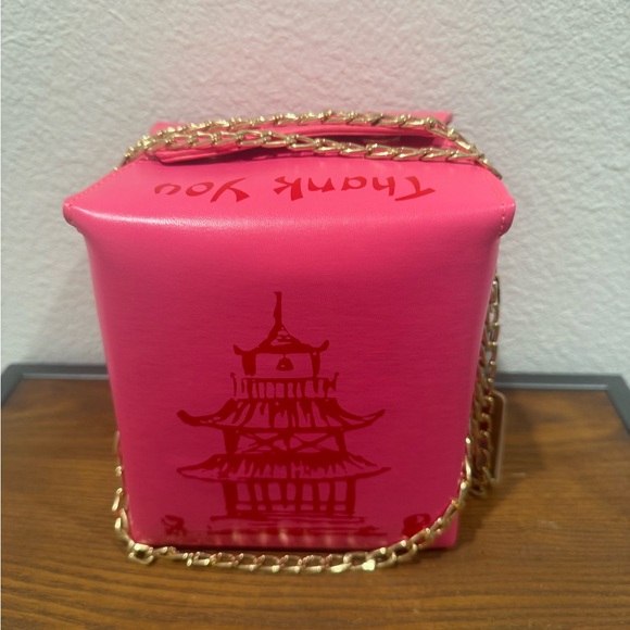 3Am Forever Handbags - NWT Pink Takeout Box Crossbody Shoulder Bag with Gold Chain